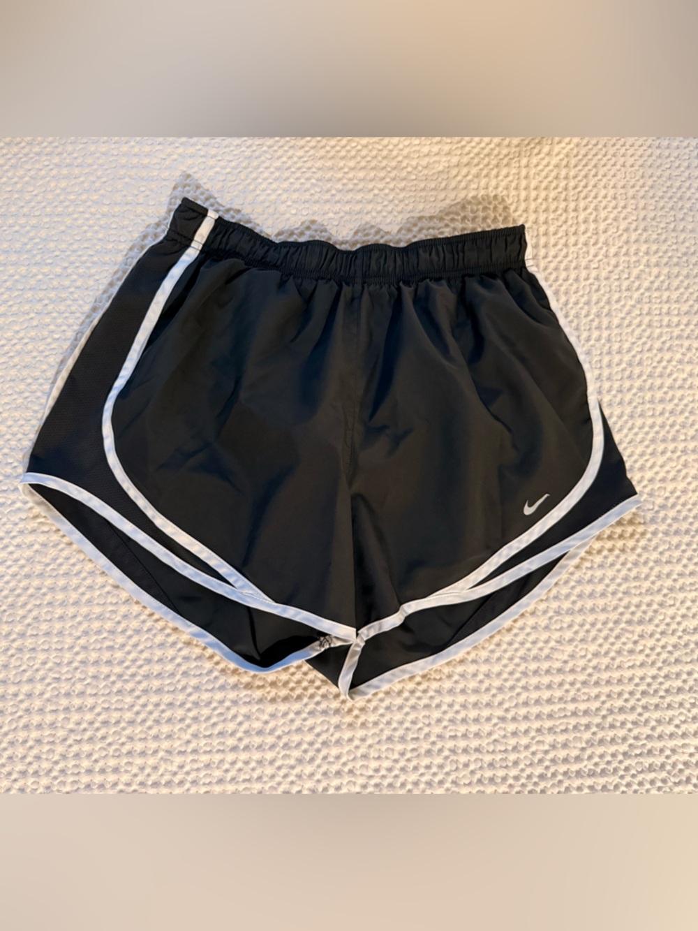 Nike Women's Tempo Dri-FIT Mid-Rise Running Shorts 3 In